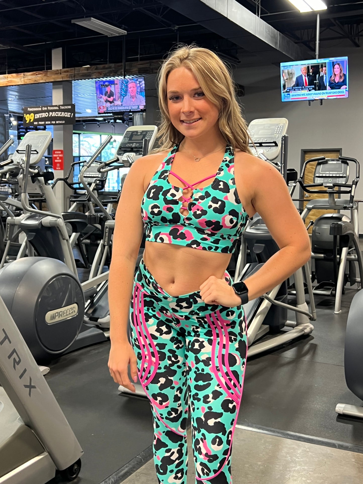 Adilas Turquoise Cheetah Leggings