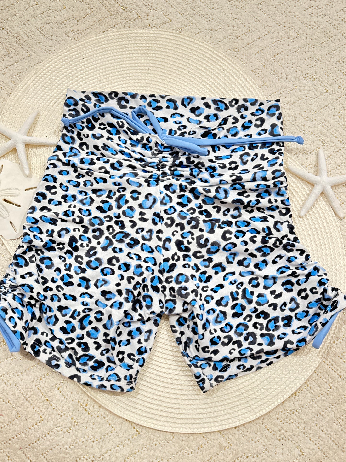 Mia Cross Short