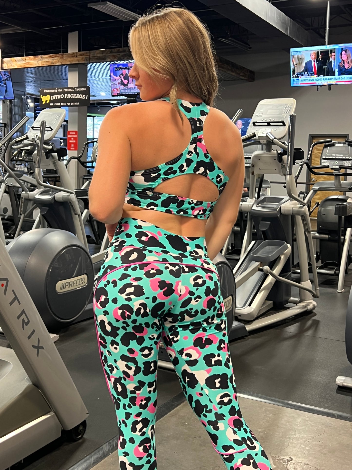 Adilas Turquoise Cheetah Leggings