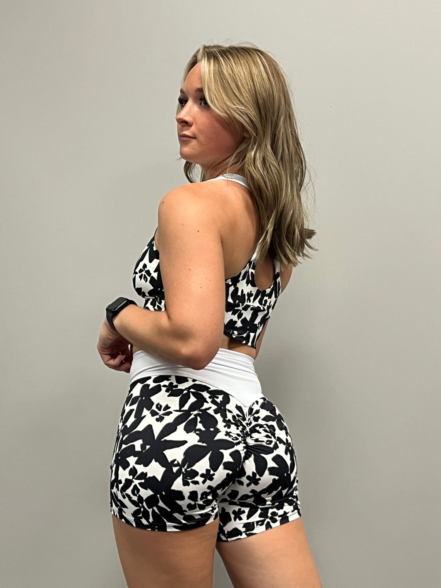 Tropical B&W Short Set