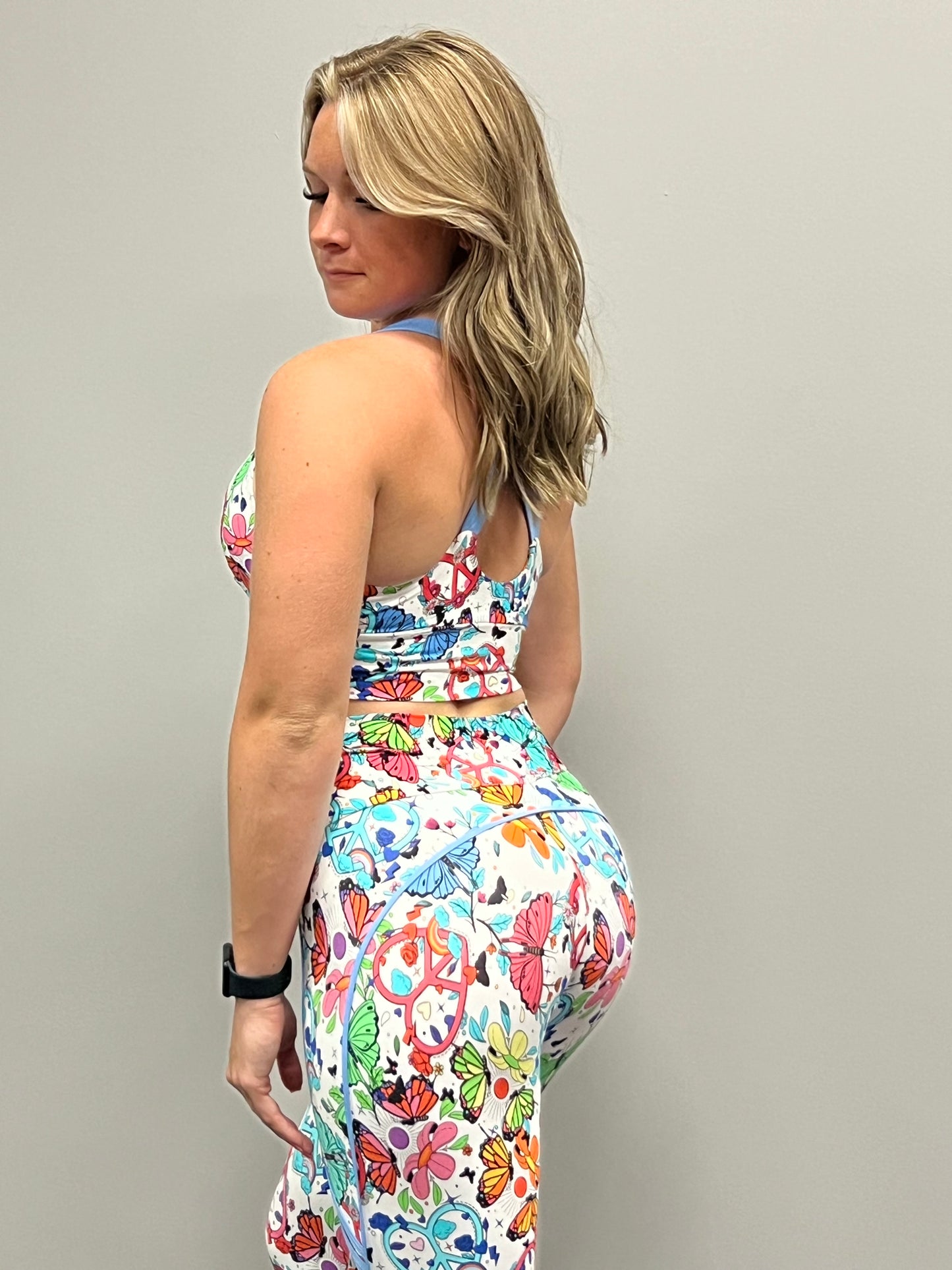 Adilas Peace & Love leggings