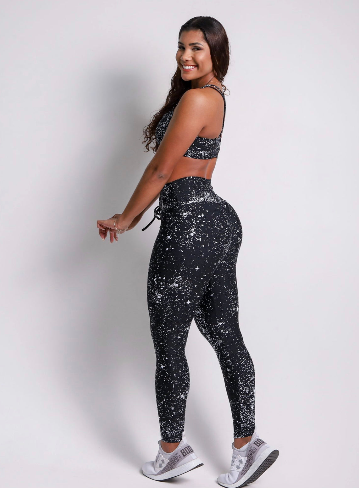 Amanda White Scrunch Leggings