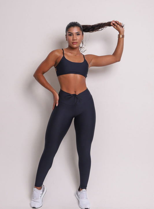 Allison Black Legging Scrunch Legging