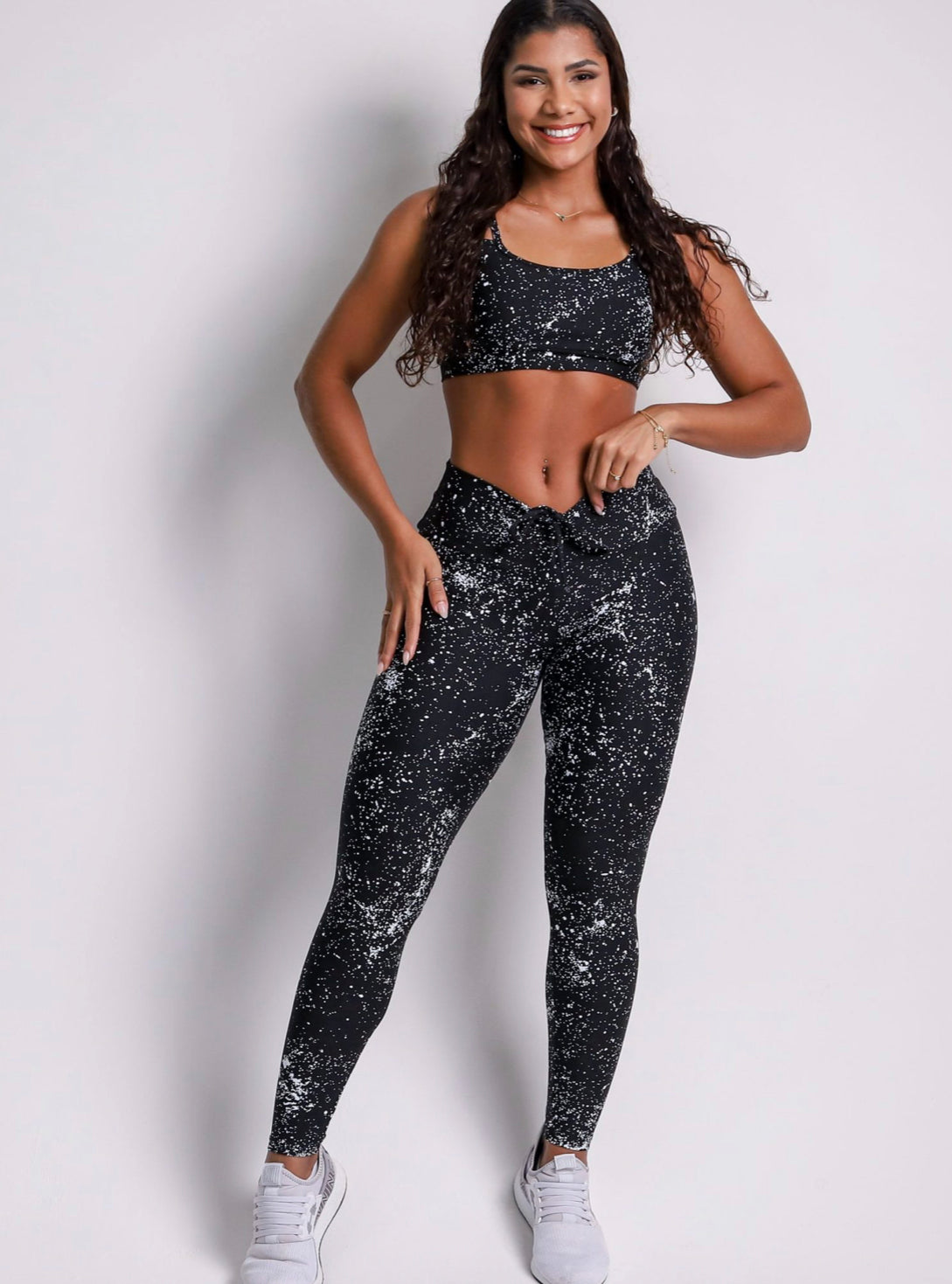 Amanda White Scrunch Leggings