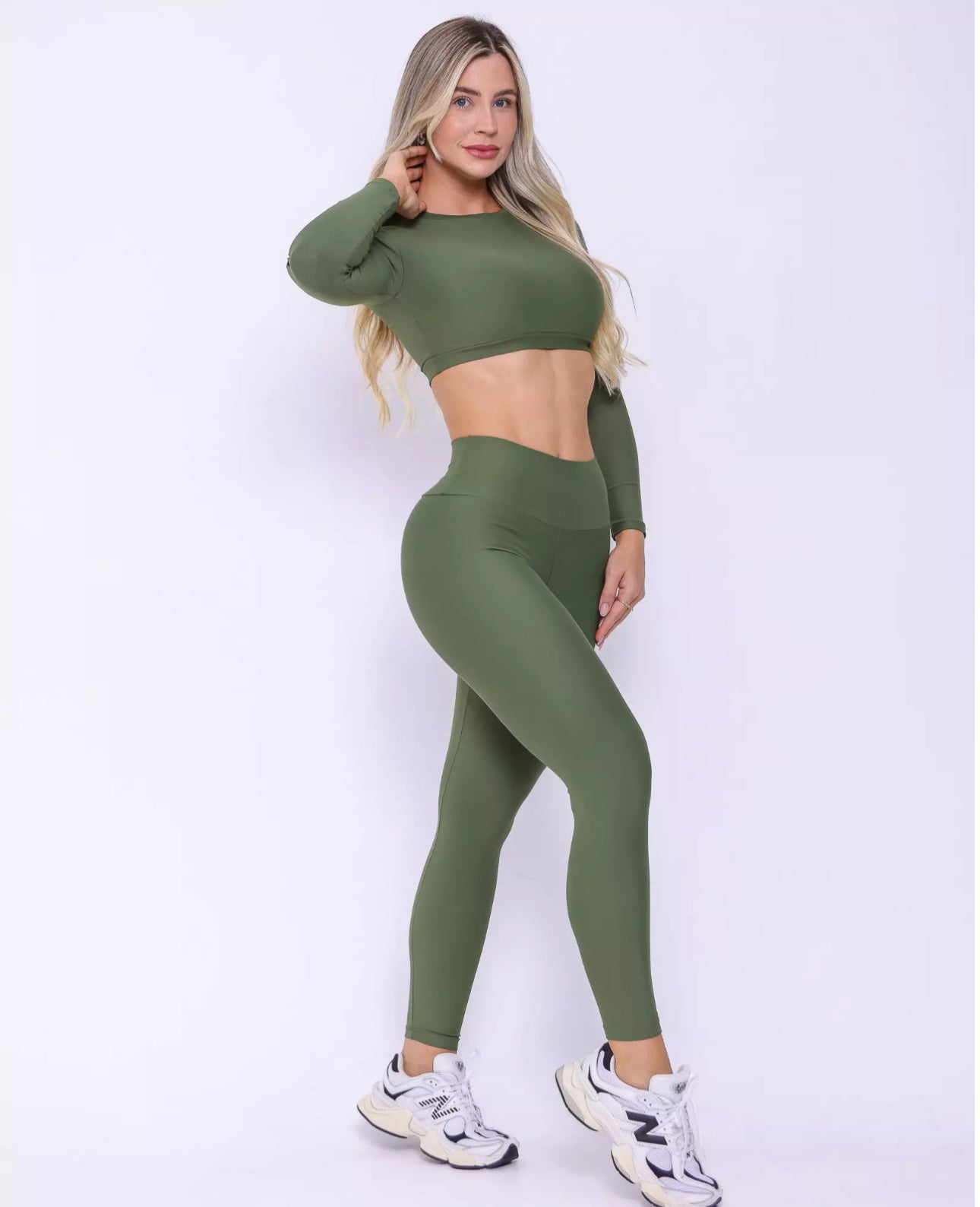 Cactus Light Set + Maria Crop Top