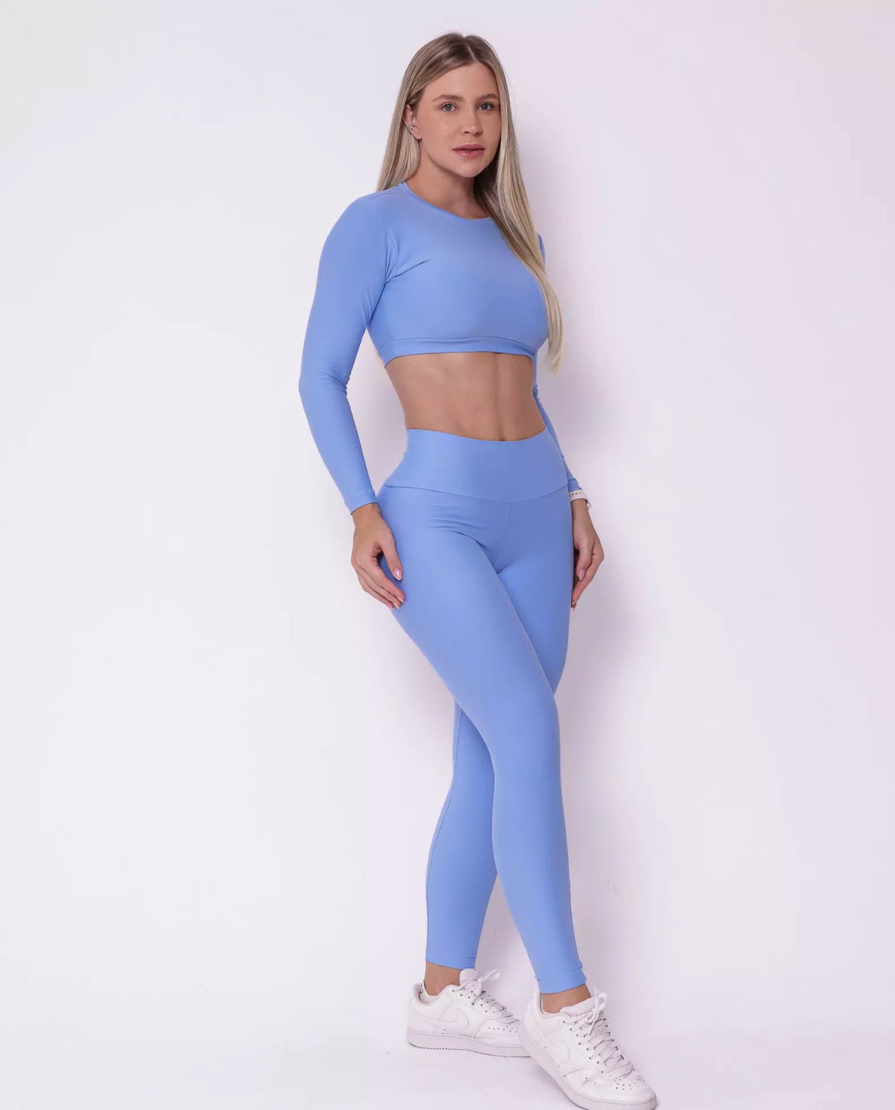 Light Blue Basic Leggings + Long sleeve crop top